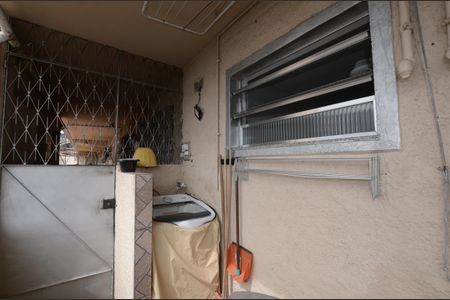 Apartamento para alugar com 65m², 2 quartos e 1 vagaÁrea de Serviço