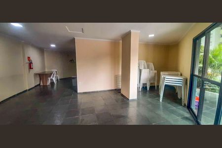 Apartamento para alugar com 56m², 2 quartos e 1 vagaÁrea comum - Salão de Festas