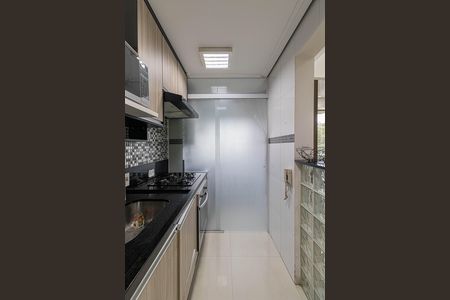 Apartamento à venda com 49m², 2 quartos e 1 vaga Apartamento à venda com 49m², 2 quartos e 1 vagaCozinha e Área de Serviço