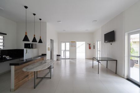 Apartamento à venda com 49m², 2 quartos e 1 vaga Apartamento à venda com 49m², 2 quartos e 1 vagaÁrea Comum - Salão de Festas