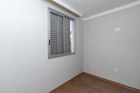 Apartamento para alugar com 95m², 3 quartos e 2 vagasQuarto 2