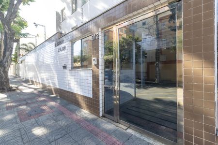 Apartamento para alugar com 95m², 3 quartos e 2 vagasFachada