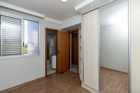 Apartamento para alugar com 95m², 3 quartos e 2 vagasQuarto 3