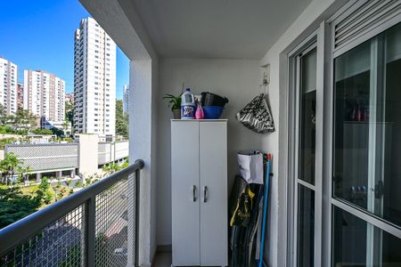 Apartamento à venda com 57m², 2 quartos e 1 vagaVaranda
