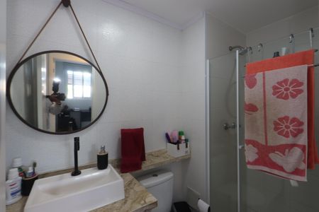 Apartamento à venda com 45m², 2 quartos e sem vagaBanheiro