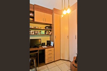 Casa à venda com 122m², 3 quartos e 4 vagas Casa à venda com 122m², 3 quartos e 4 vagasQuarto 1