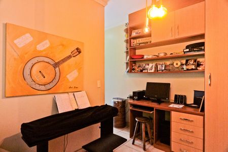 Casa à venda com 122m², 3 quartos e 4 vagas Casa à venda com 122m², 3 quartos e 4 vagasQuarto 1