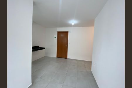 Apartamento para alugar com 44m², 2 quartos e sem vaga