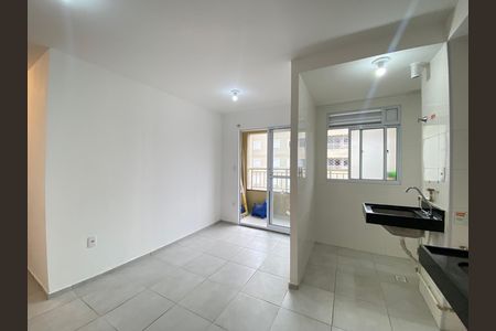 Apartamento para alugar com 2 quartos, 44m² em Del Castilho, Rio de Janeiro