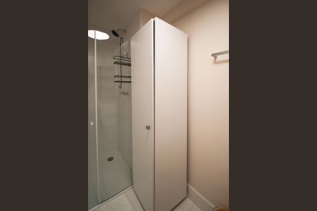 Studio para alugar com 24m², 1 quarto e sem vaga Studio para alugar com 24m², 1 quarto e sem vagaBanheiro