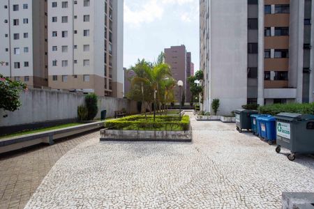 Apartamento à venda com 65m², 3 quartos e 1 vagaÁrea comum