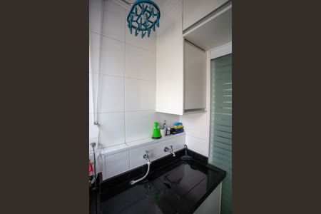Apartamento à venda com 65m², 3 quartos e 1 vagaÁrea de Serviço