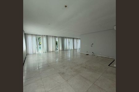 Casa de Condomínio para alugar com 4 quartos, 810m² em Fazenda Morumbi, São Paulo