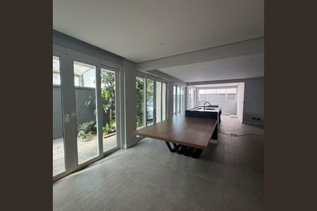 Casa de Condomínio para alugar com 4 quartos, 810m² em Fazenda Morumbi, São Paulo