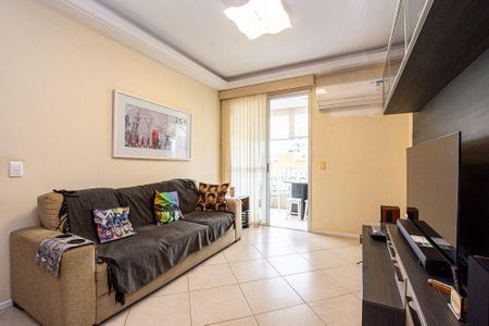 Apartamento à venda com 75m², 2 quartos e 2 vagas