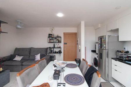 Apartamento à venda com 73m², 2 quartos e 1 vagaSala