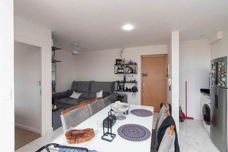 Apartamento à venda com 73m², 2 quartos e 1 vagaSala
