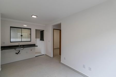 Casa para alugar com 39m², 2 quartos e sem vagaSala e Cozinha 