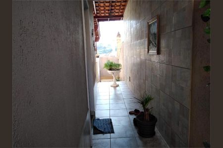 Casa à venda com 2 quartos, 200m² em São Domingos, São Paulo