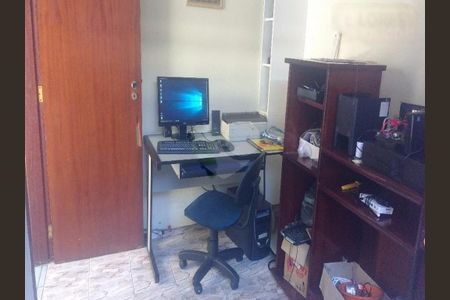 Casa à venda com 3 quartos, 202m² em Jardim Santo Elias, São Paulo