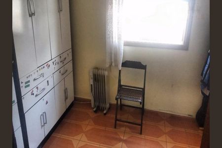 Casa à venda com 3 quartos, 202m² em Jardim Santo Elias, São Paulo