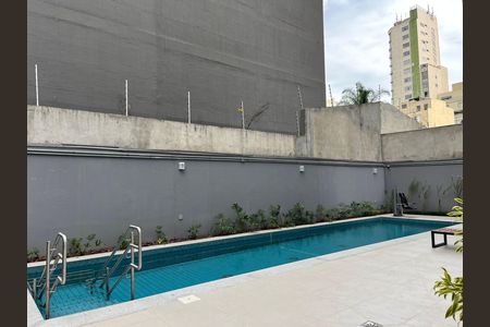 Apartamento para alugar com 25m², 1 quarto e sem vaga Apartamento para alugar com 25m², 1 quarto e sem vagaÁrea comum - Piscina
