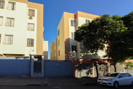 Apartamento à venda com 65m², 3 quartos e 1 vaga Apartamento à venda com 65m², 3 quartos e 1 vagaFachada