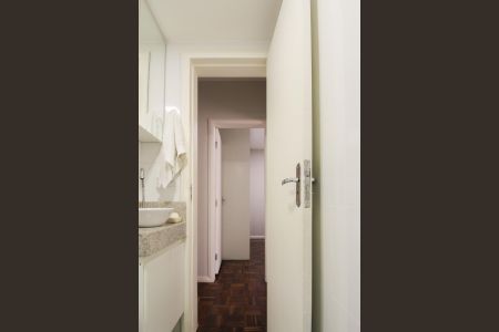 Apartamento à venda com 65m², 3 quartos e 1 vaga Apartamento à venda com 65m², 3 quartos e 1 vagaBanheiro