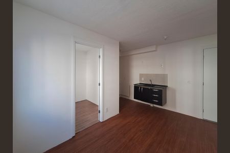 Sala de apartamento para alugar com 2 quartos, 35m² em Parque Pan Americano, São Paulo
