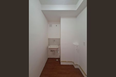 Área de Serviço de apartamento para alugar com 2 quartos, 35m² em Parque Pan Americano, São Paulo