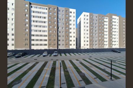 Vista Sala de apartamento para alugar com 2 quartos, 35m² em Parque Pan Americano, São Paulo