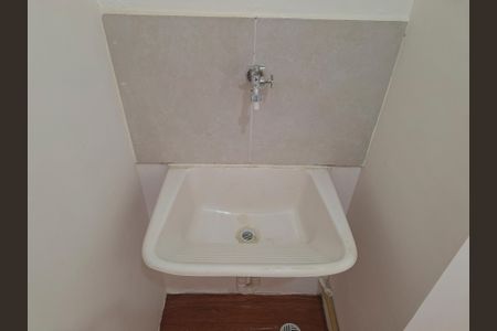 Área de Serviço de apartamento para alugar com 2 quartos, 35m² em Parque Pan Americano, São Paulo
