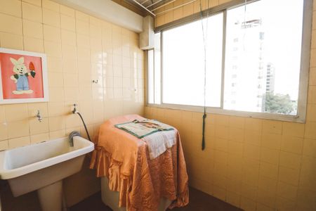 Apartamento à venda com 72m², 2 quartos e 1 vaga Apartamento à venda com 72m², 2 quartos e 1 vagaÁrea de Serviço