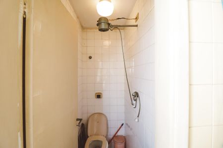 Apartamento à venda com 72m², 2 quartos e 1 vaga Apartamento à venda com 72m², 2 quartos e 1 vagaBanheiro de serviço