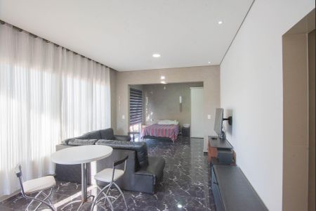 Sala de casa para alugar com 1 quarto, 50m² em Parque Santa Bárbara, Campinas