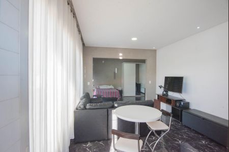 Sala de casa para alugar com 1 quarto, 50m² em Parque Santa Bárbara, Campinas