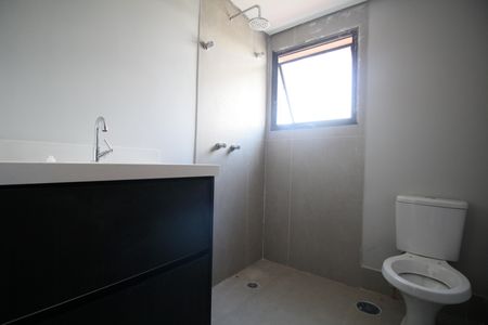 Apartamento à venda com 195m², 3 quartos e 4 vagasBanheiro suíte 2