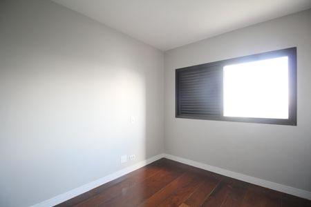 Apartamento à venda com 195m², 3 quartos e 4 vagasSuíte 2