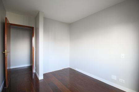Apartamento à venda com 195m², 3 quartos e 4 vagasSuíte 2