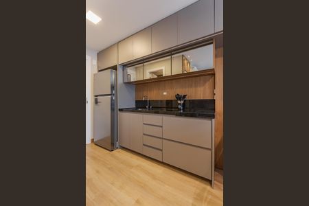 Cozinha de kitnet/studio para alugar com 1 quarto, 25m² em Boa Vista, Porto Alegre
