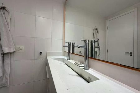 Apartamento à venda com 78m², 2 quartos e 1 vaga