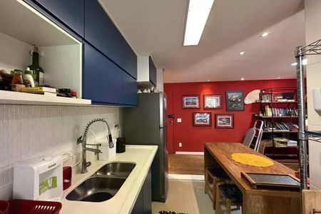 Apartamento à venda com 78m², 2 quartos e 1 vaga