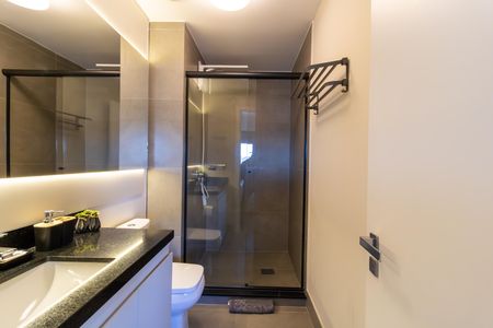 Studio para alugar com 37m², 1 quarto e 1 vaga Studio para alugar com 37m², 1 quarto e 1 vagaBanheiro