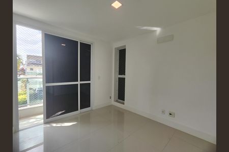 Casa de condomínio para alugar com 200m², 4 quartos e 1 vaga Casa de condomínio para alugar com 200m², 4 quartos e 1 vagaSuíte Canadense