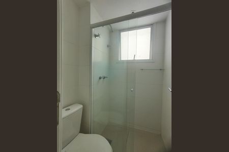 Casa de condomínio para alugar com 200m², 4 quartos e 1 vaga Casa de condomínio para alugar com 200m², 4 quartos e 1 vagaBanheiro Suíte Canadense