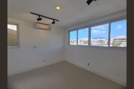 Casa de condomínio para alugar com 200m², 4 quartos e 1 vaga Casa de condomínio para alugar com 200m², 4 quartos e 1 vagaSuíte 1