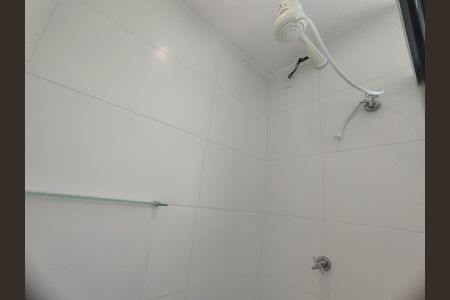 Casa de condomínio para alugar com 200m², 4 quartos e 1 vaga Casa de condomínio para alugar com 200m², 4 quartos e 1 vagaBanheiro da Suíte 1