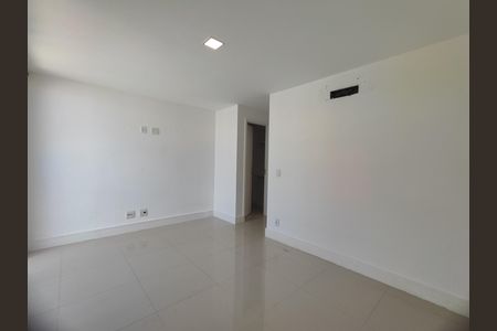 Casa de condomínio para alugar com 200m², 4 quartos e 1 vaga Casa de condomínio para alugar com 200m², 4 quartos e 1 vagaSuíte 2