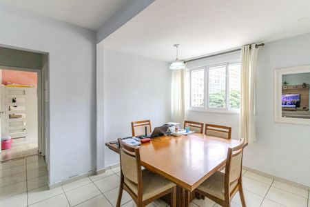 Apartamento à venda com 92m², 2 quartos e sem vaga Apartamento à venda com 92m², 2 quartos e sem vagaSala