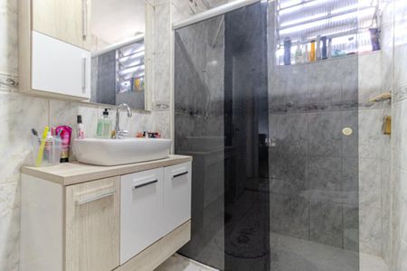 Apartamento à venda com 92m², 2 quartos e sem vaga Apartamento à venda com 92m², 2 quartos e sem vagaBanheiro